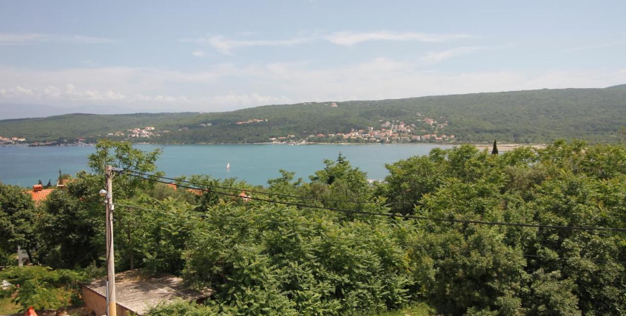 Apartments Klaudija Čižići Kültér fotó