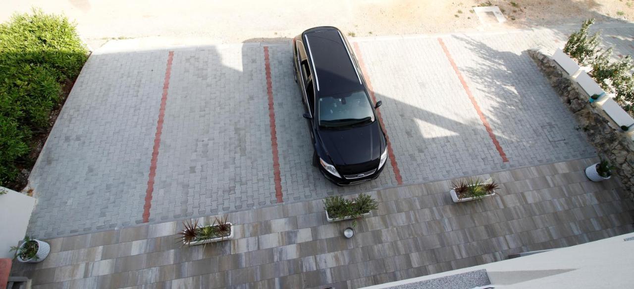 Apartments Klaudija Čižići Kültér fotó