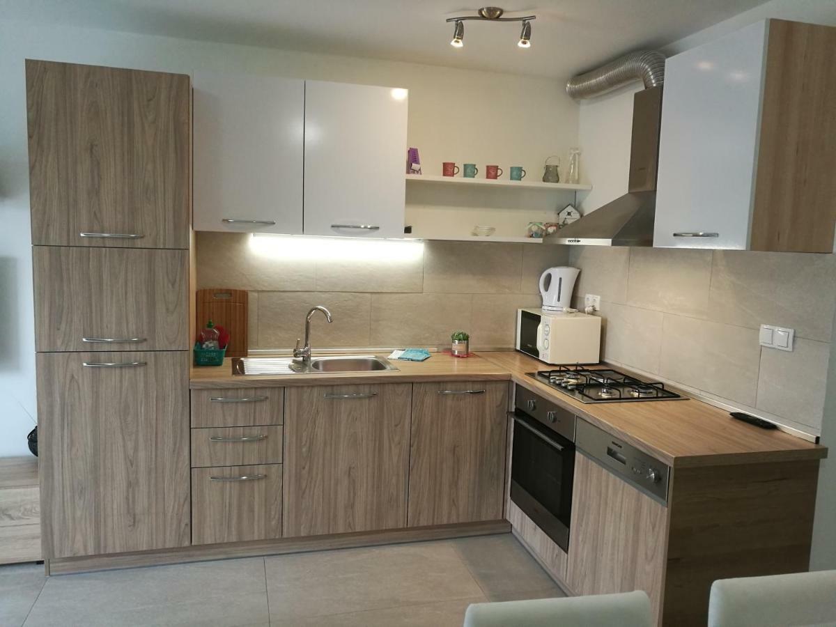 Apartments Klaudija Čižići Kültér fotó