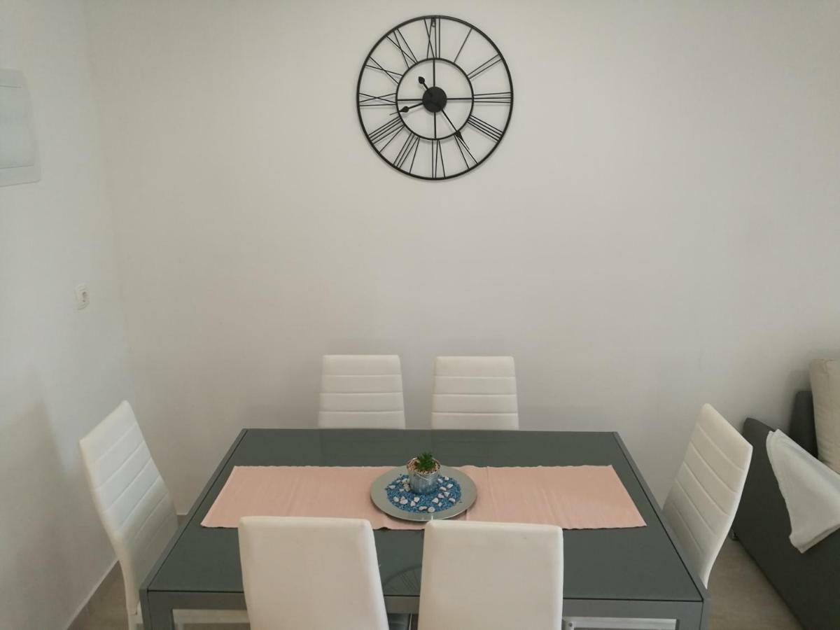 Apartments Klaudija Čižići Kültér fotó